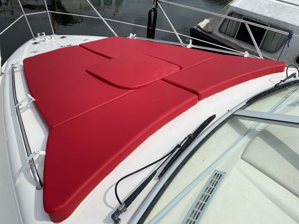 Sealine F33 / 33 statesmen forward sunpad cushions
